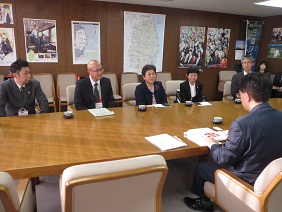 全国保育士会会長表敬の写真