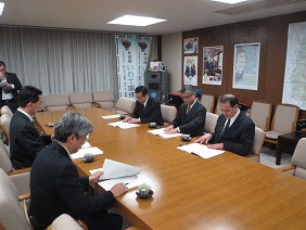 日本共産党岩手県委員会要望の写真