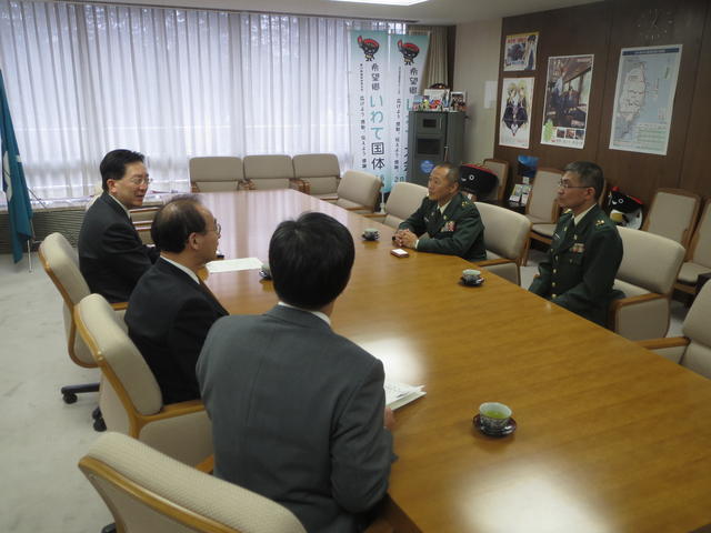 陸上自衛隊岩手駐屯地司令表敬の写真