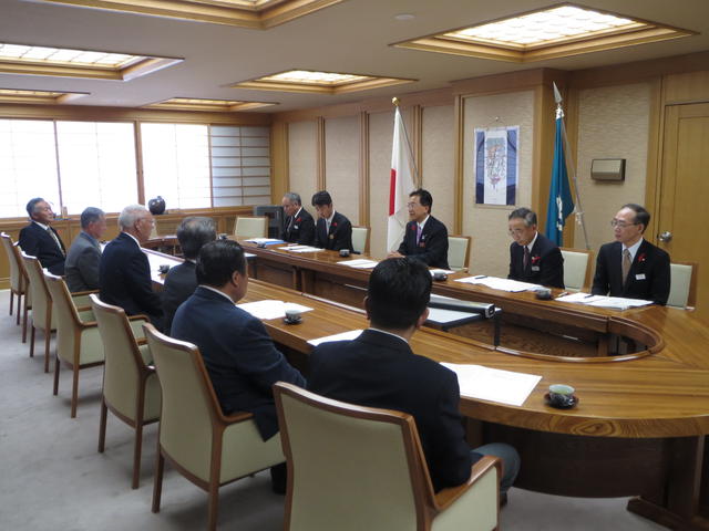 岩手県私学団体連盟要望の写真