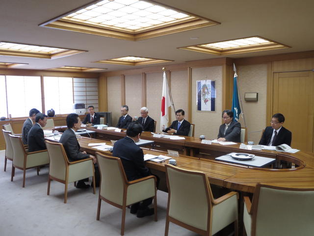 石井国土交通大臣来訪の写真