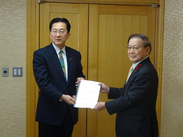 自由民主党岩手県支部連合会・岩手県議会自由民主クラブ要望の写真