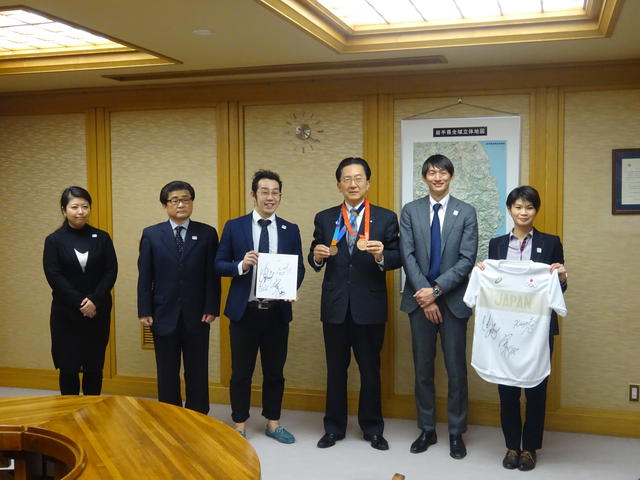 日本オリンピック委員会表敬写真