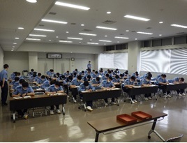写真：前期試験2